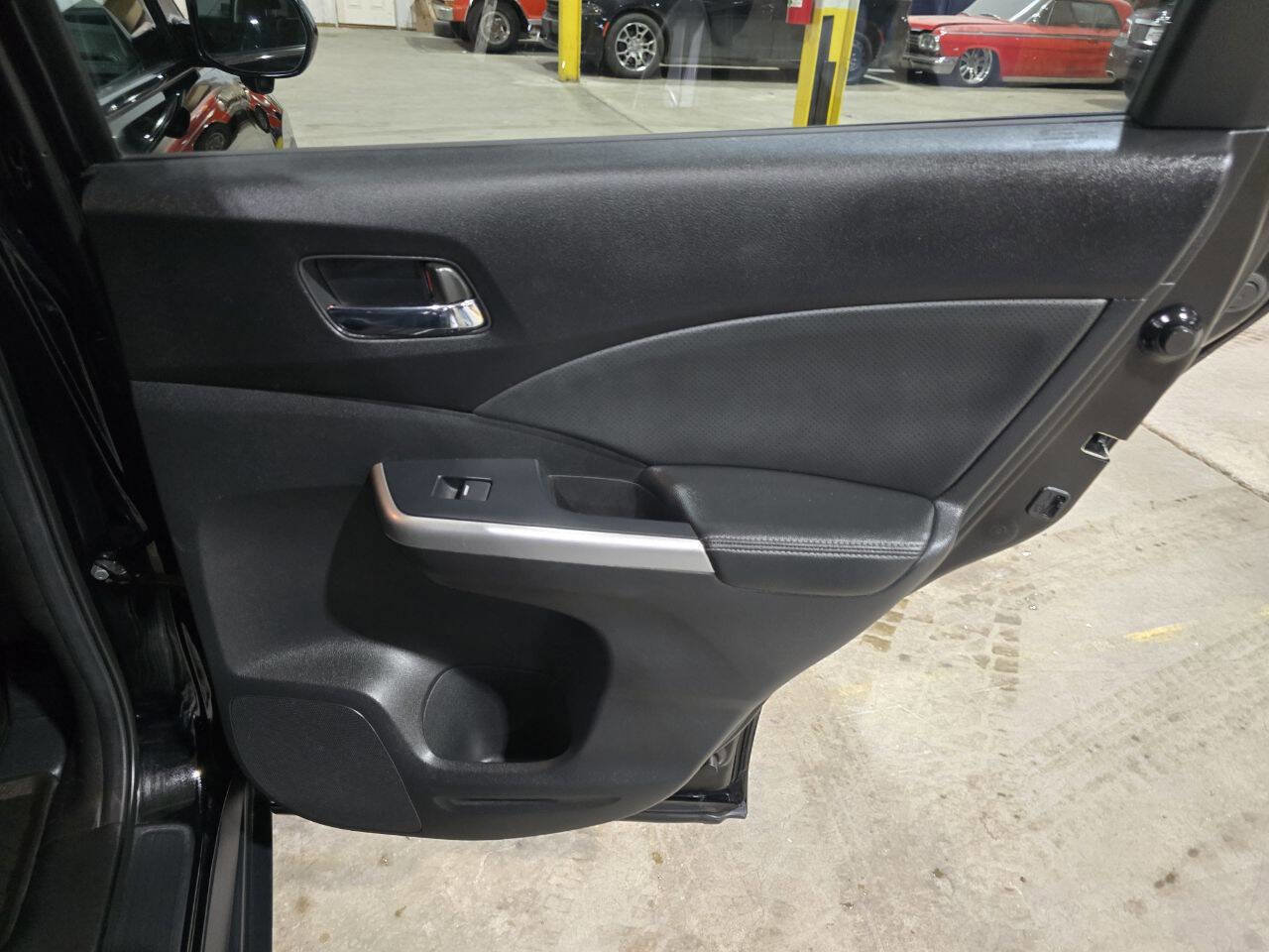 Used 2015 Honda CR-V EX-L image 30