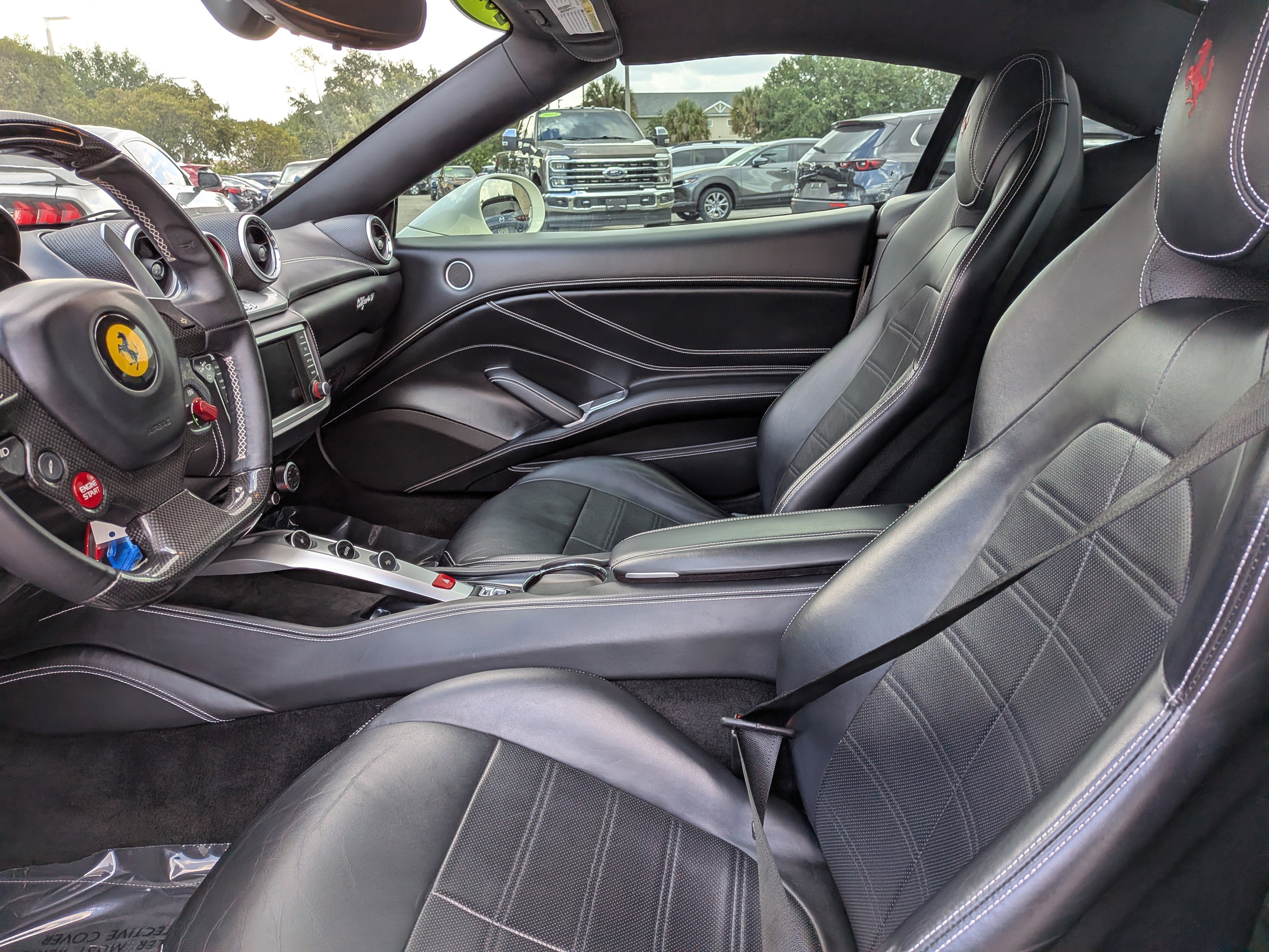 Used 2017 Ferrari California T image 15