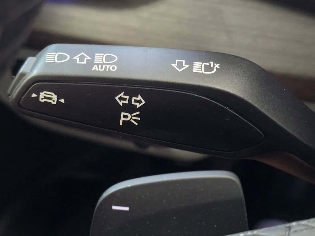 Certified 2025 Audi Q5 2.0T Premium Plus image 44