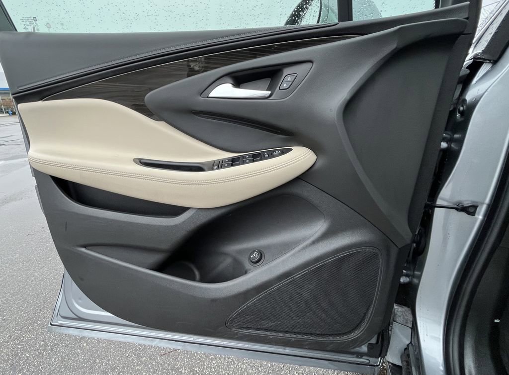 Used 2020 Buick Envision Preferred image 9