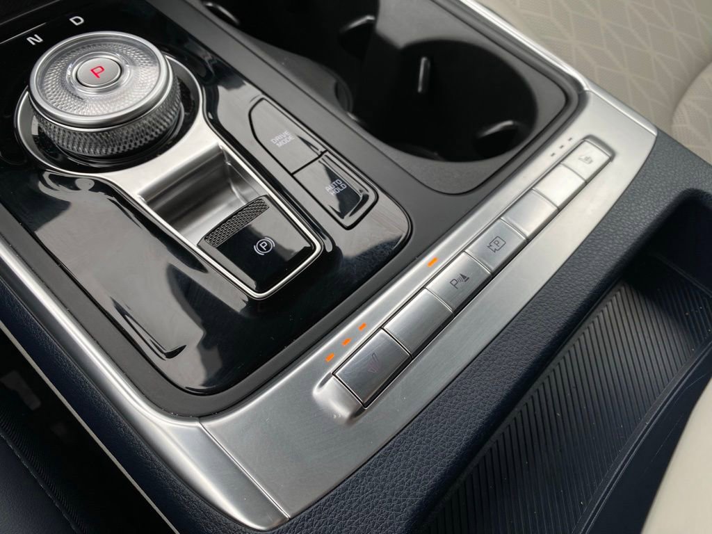 New 2026 Kia Carnival EX FWD image 21