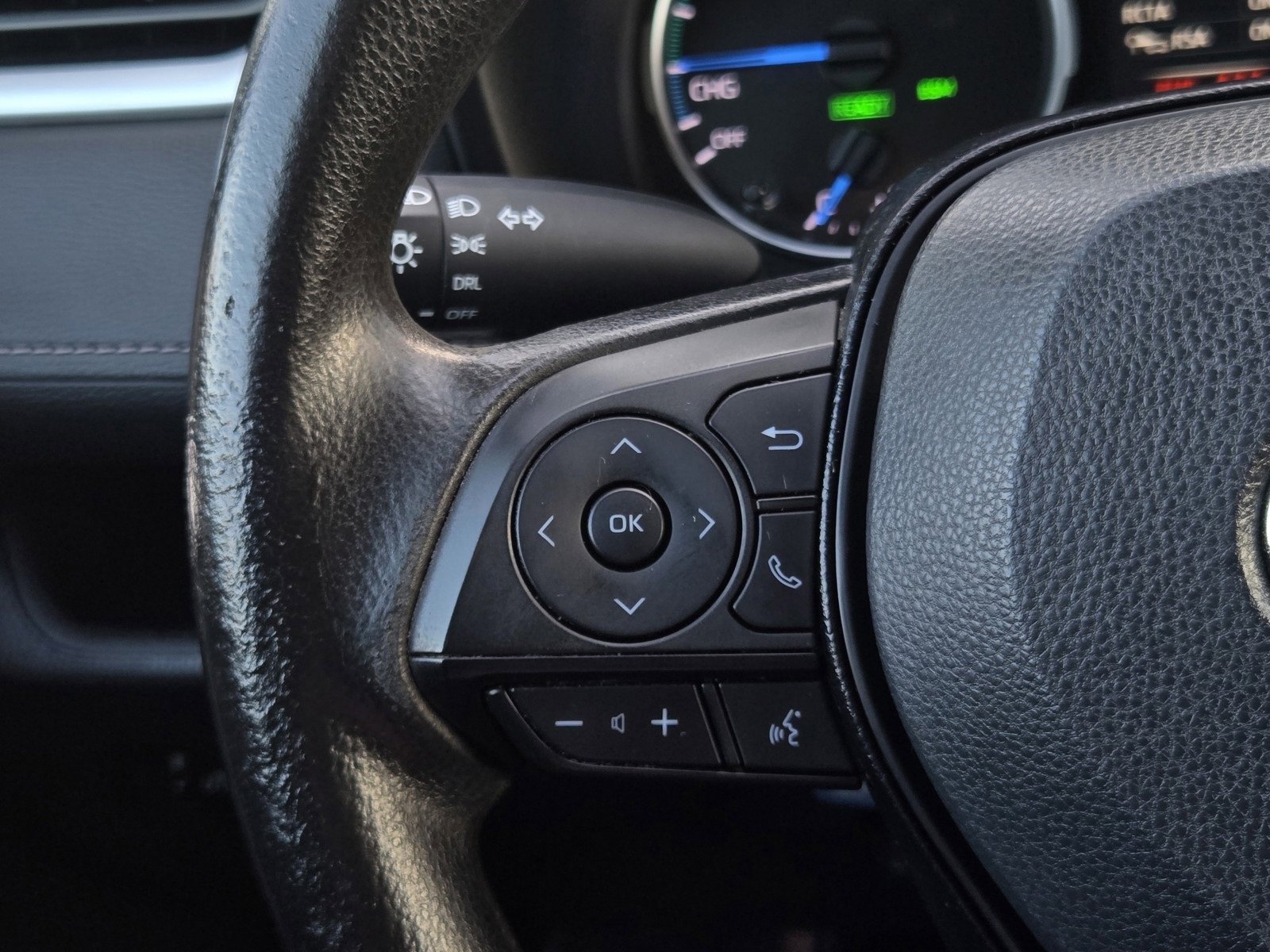 Used 2021 Toyota RAV4 LE image 20