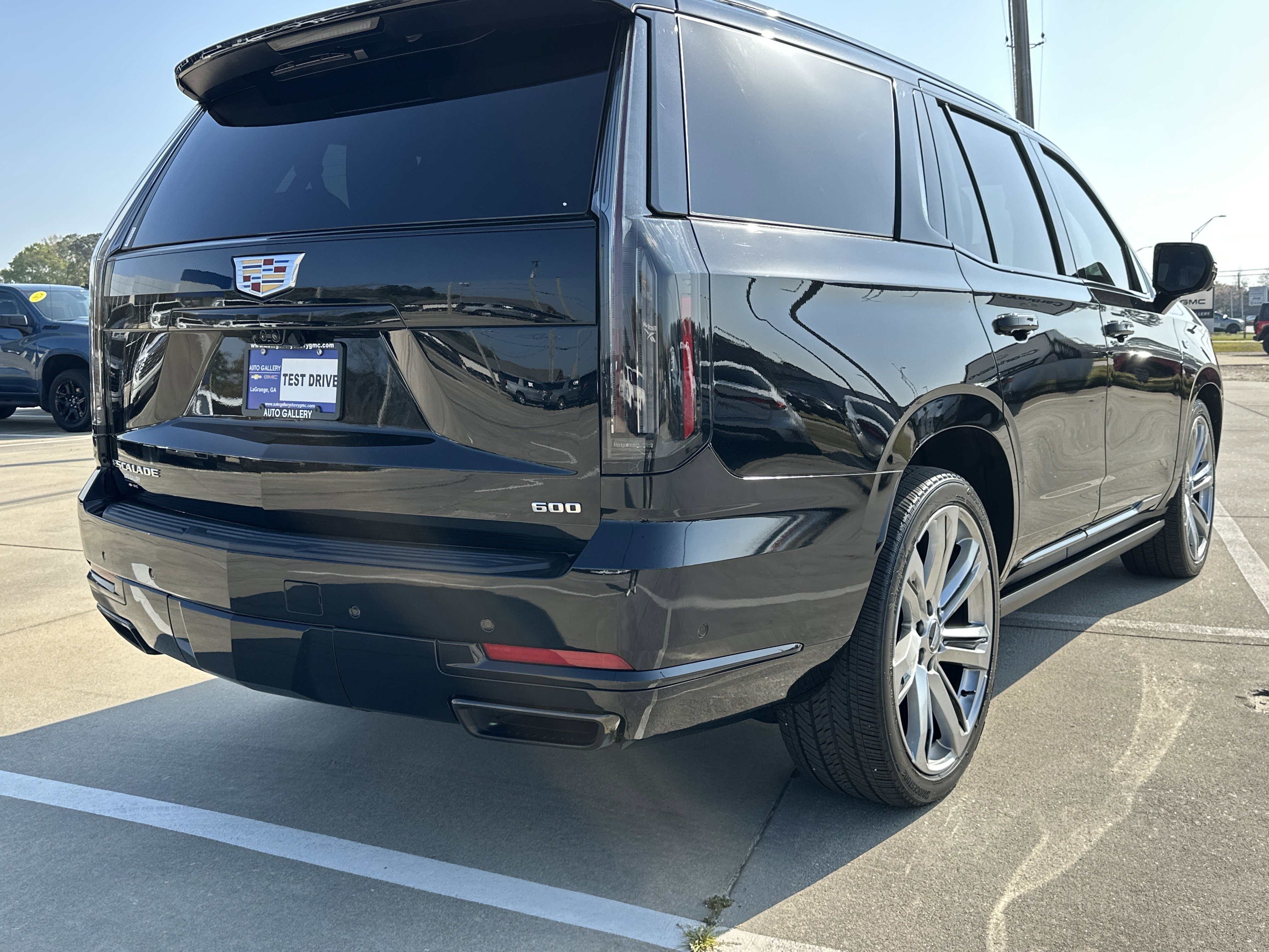 Certified 2025 Cadillac Escalade Sport Platinum image 6