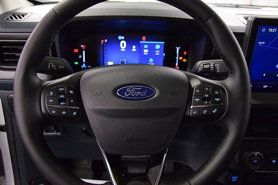 New 2025 Ford Maverick Lariat w/ Black Appearance Package image 19