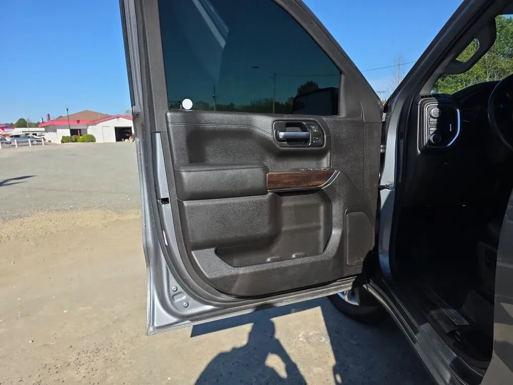 Used 2019 GMC Sierra 1500 SLT w/ SLT Premium Package image 40