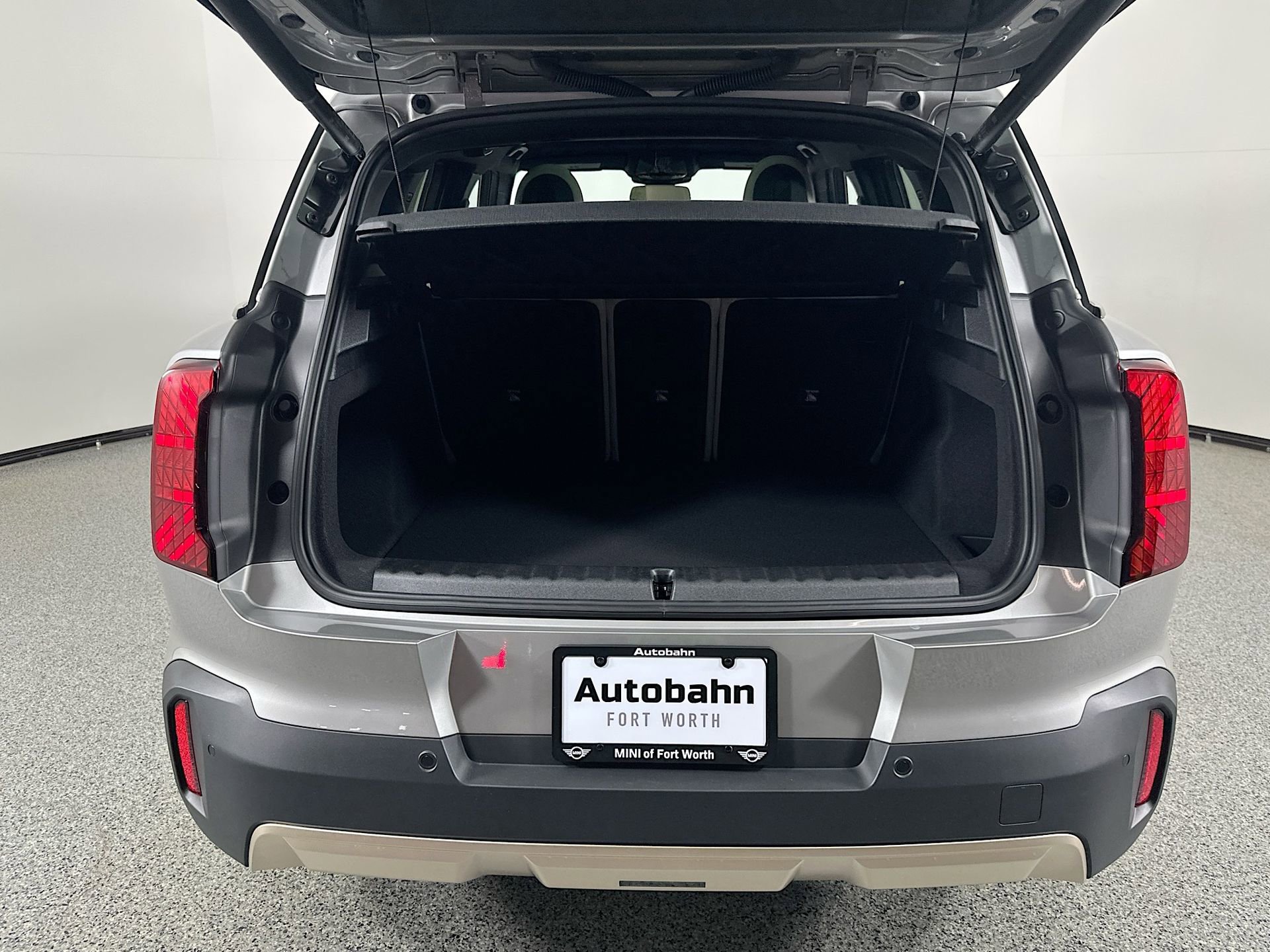 New 2025 MINI Cooper Countryman S w/ Comfort Package Max image 24