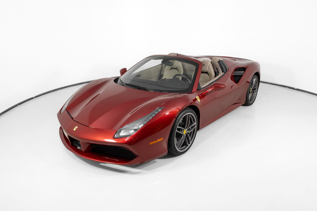 Used 2019 Ferrari 488 Spider RWD image 2