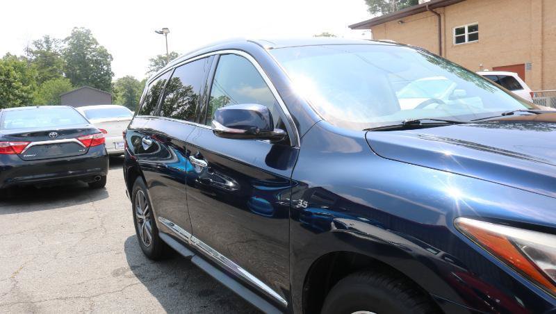 Used 2018 INFINITI QX60 Luxe w/ Premium Package AWD/4WD image 3