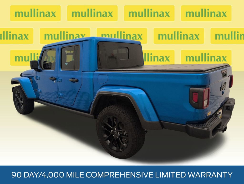 Used 2025 Jeep Gladiator Sport AWD/4WD image 9
