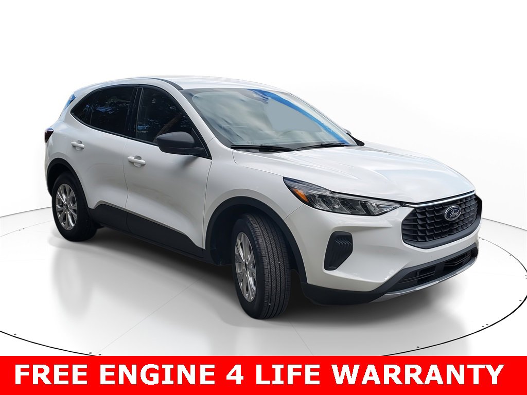 Used 2025 Ford Escape Active image 2