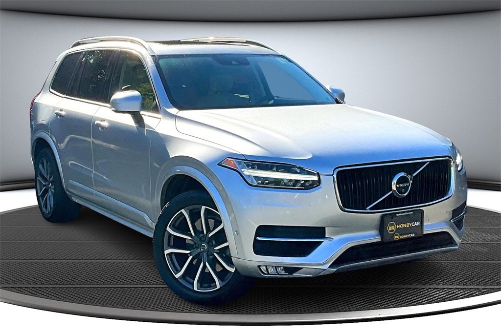 Used 2018 Volvo XC90 T6 Momentum w/ Convenience Package