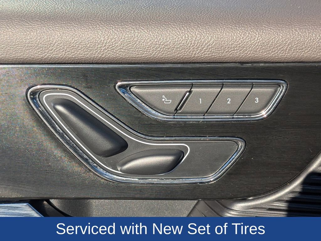 Used 2022 Lincoln Corsair Reserve w/ Elements Package image 14