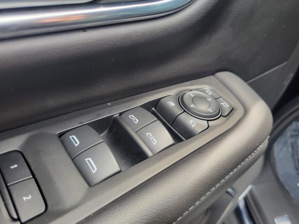 Used 2022 Chevrolet Tahoe LT w/ Luxury Package image 15