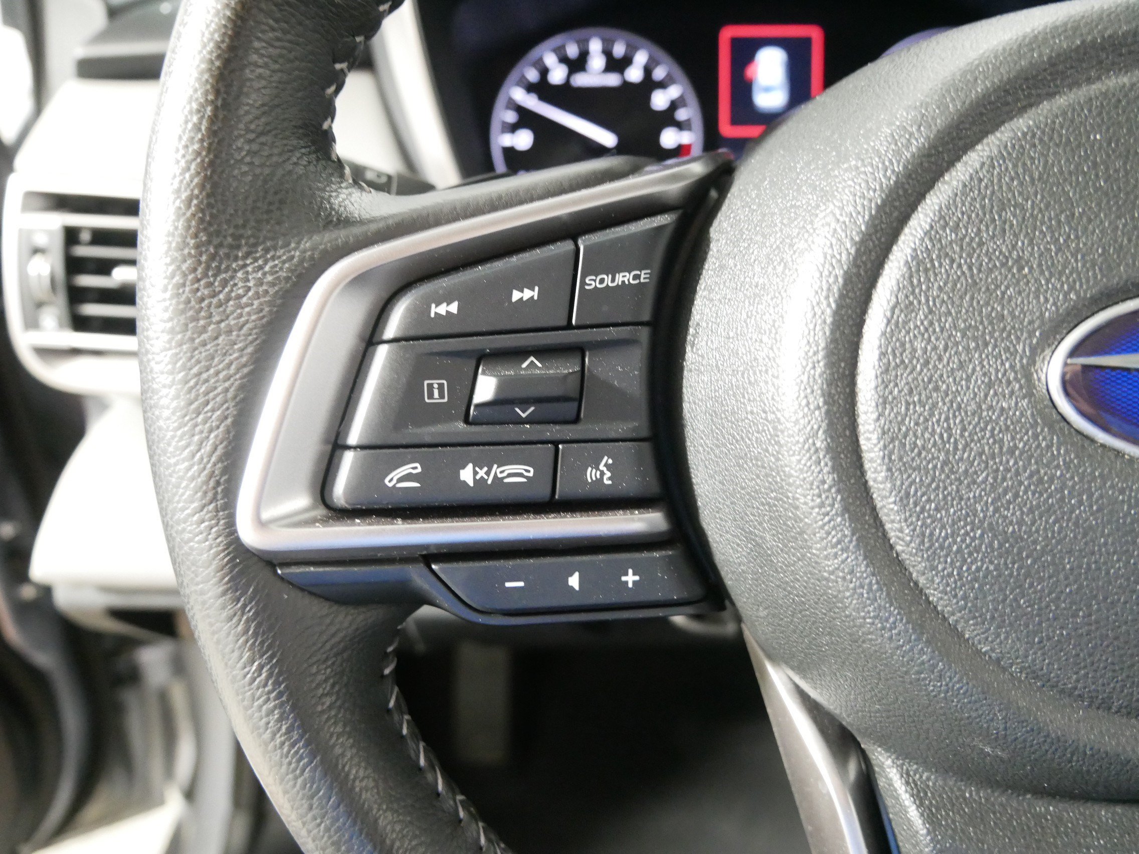 Used 2024 Subaru Legacy Limited AWD/4WD image 27