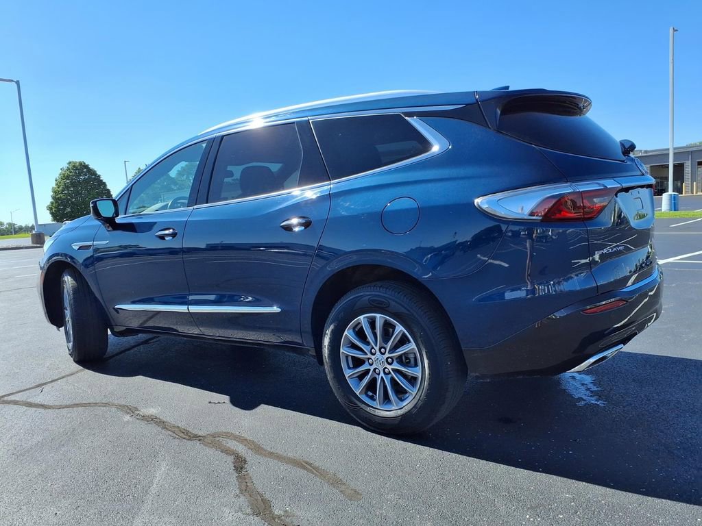 Used 2024 Buick Enclave Essence w/ LPO, Floor Liner Package FWD image 30