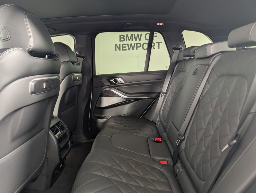 New 2026 BMW X5 xDrive50e w/ M Sport Package AWD/4WD image 13