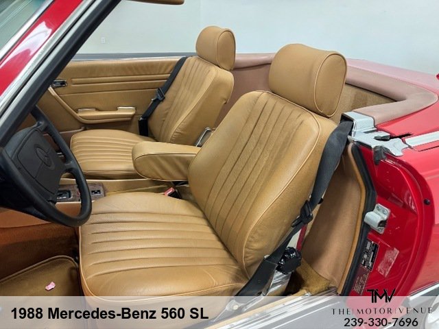 Used 1988 Mercedes-Benz 560 SL image 23