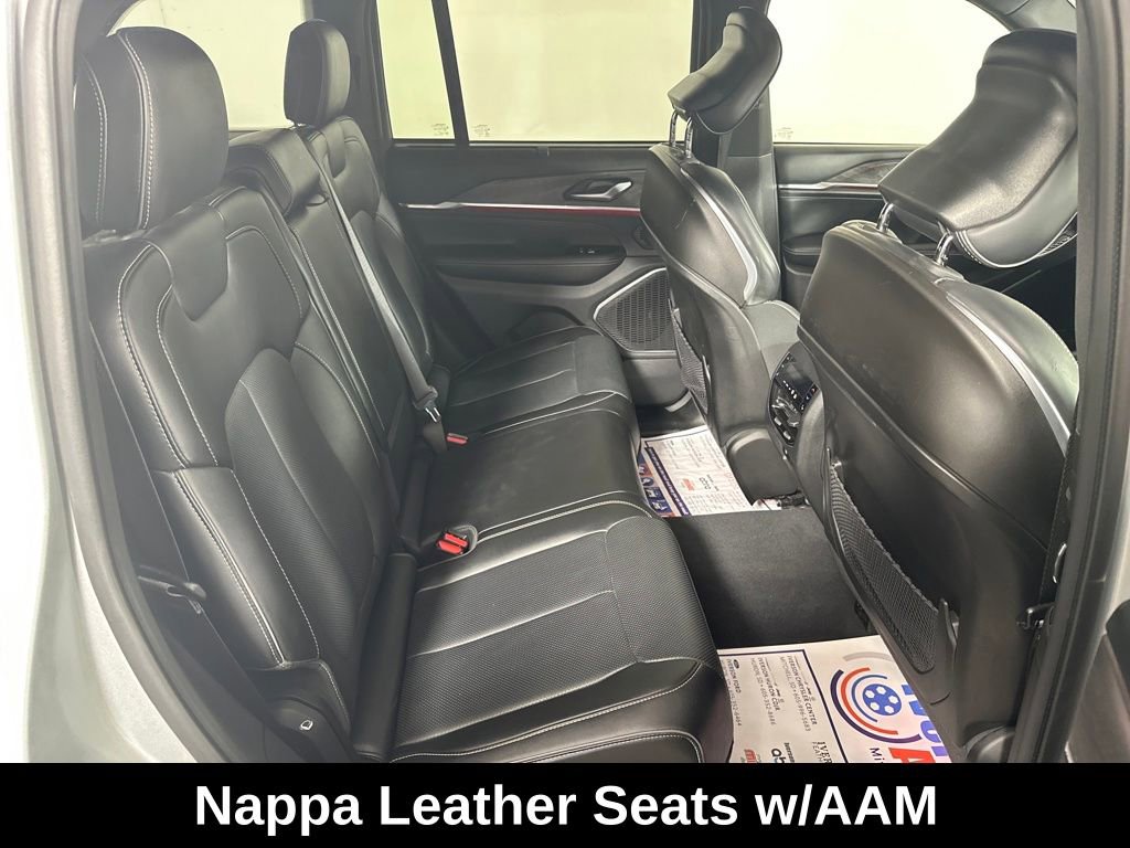 Used 2023 Jeep Grand Cherokee Overland w/ Luxury Tech Group IV image 20