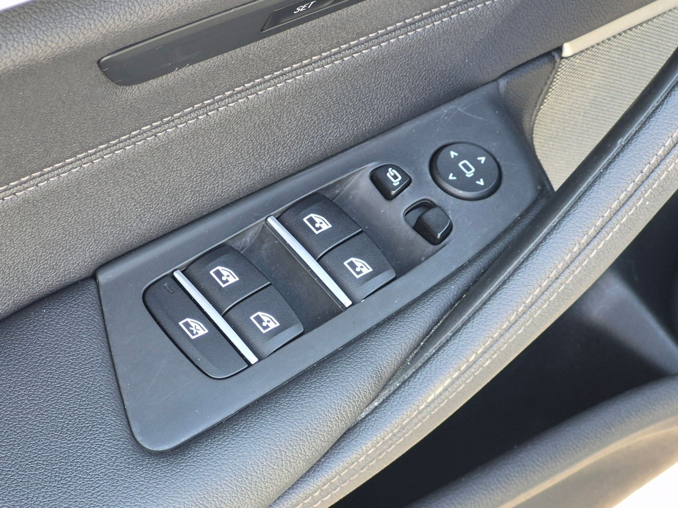 Used 2022 BMW 530i w/ M Sport Package RWD image 13
