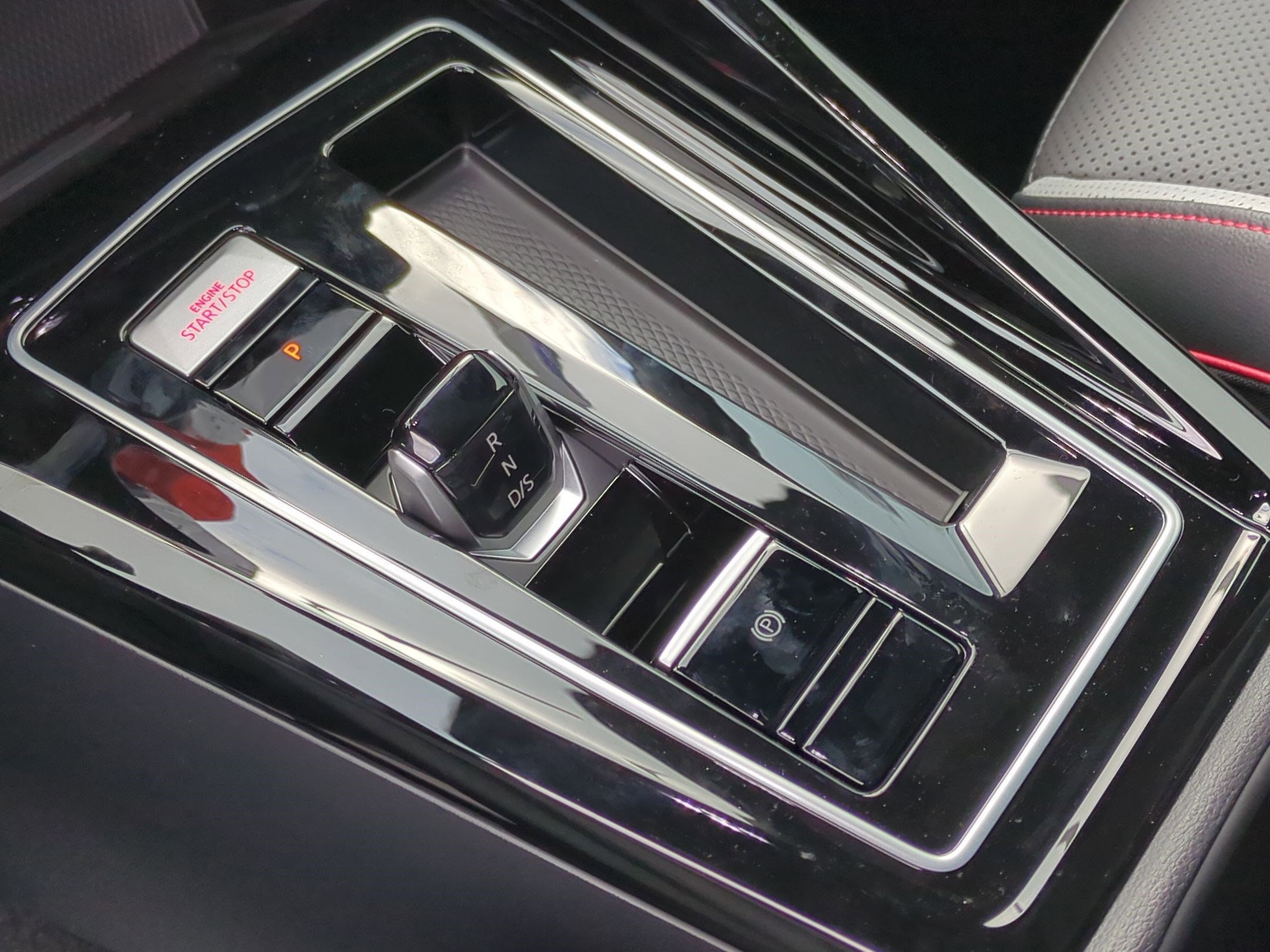 New 2026 Volkswagen GTI SE image 15