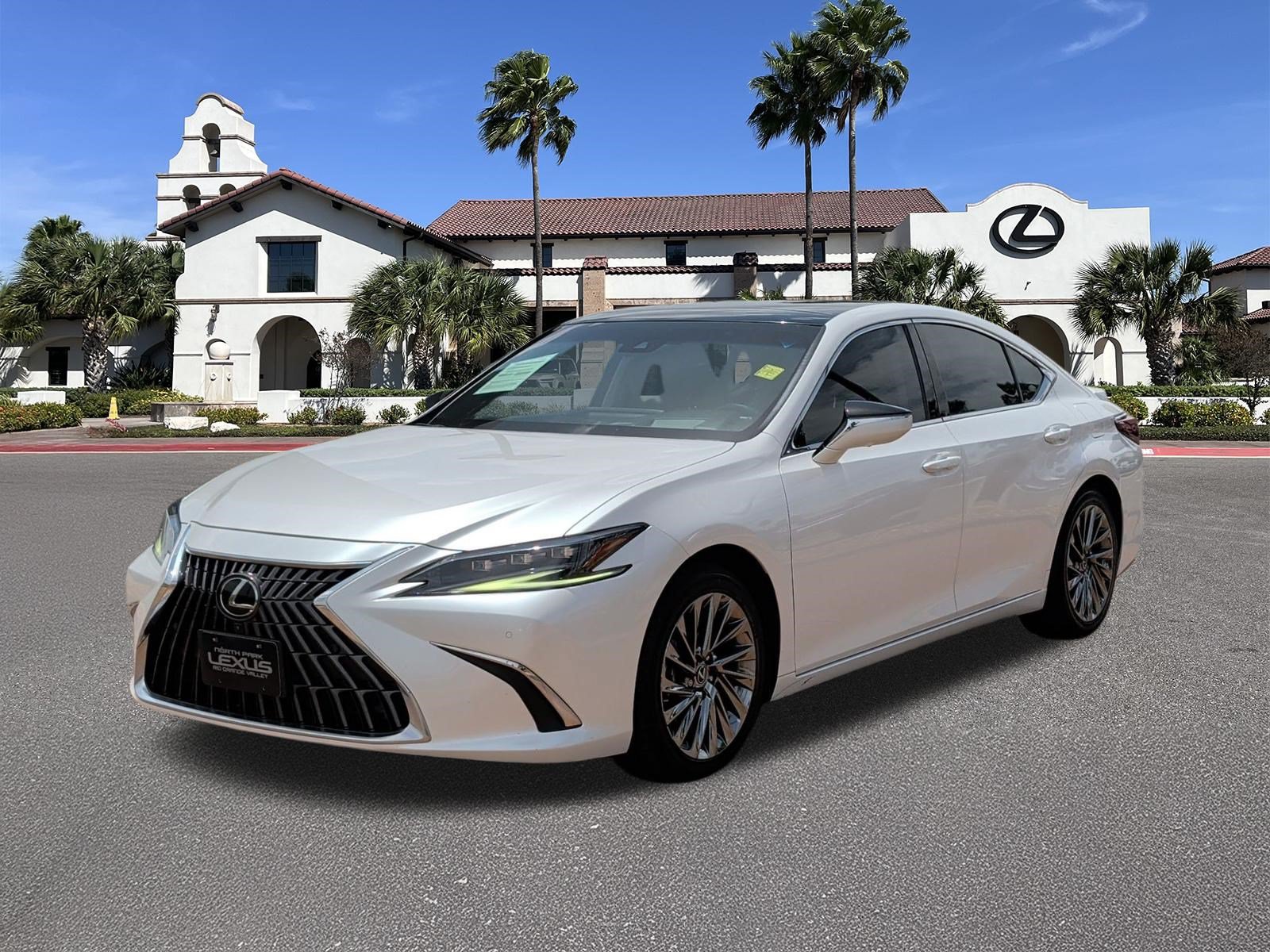 Certified 2024 Lexus ES 350 Ultra Luxury w/ Accessory Package (Z2) FWD image 5