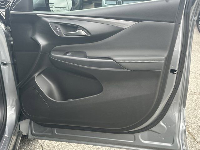 Used 2024 Buick Envista Avenir image 16