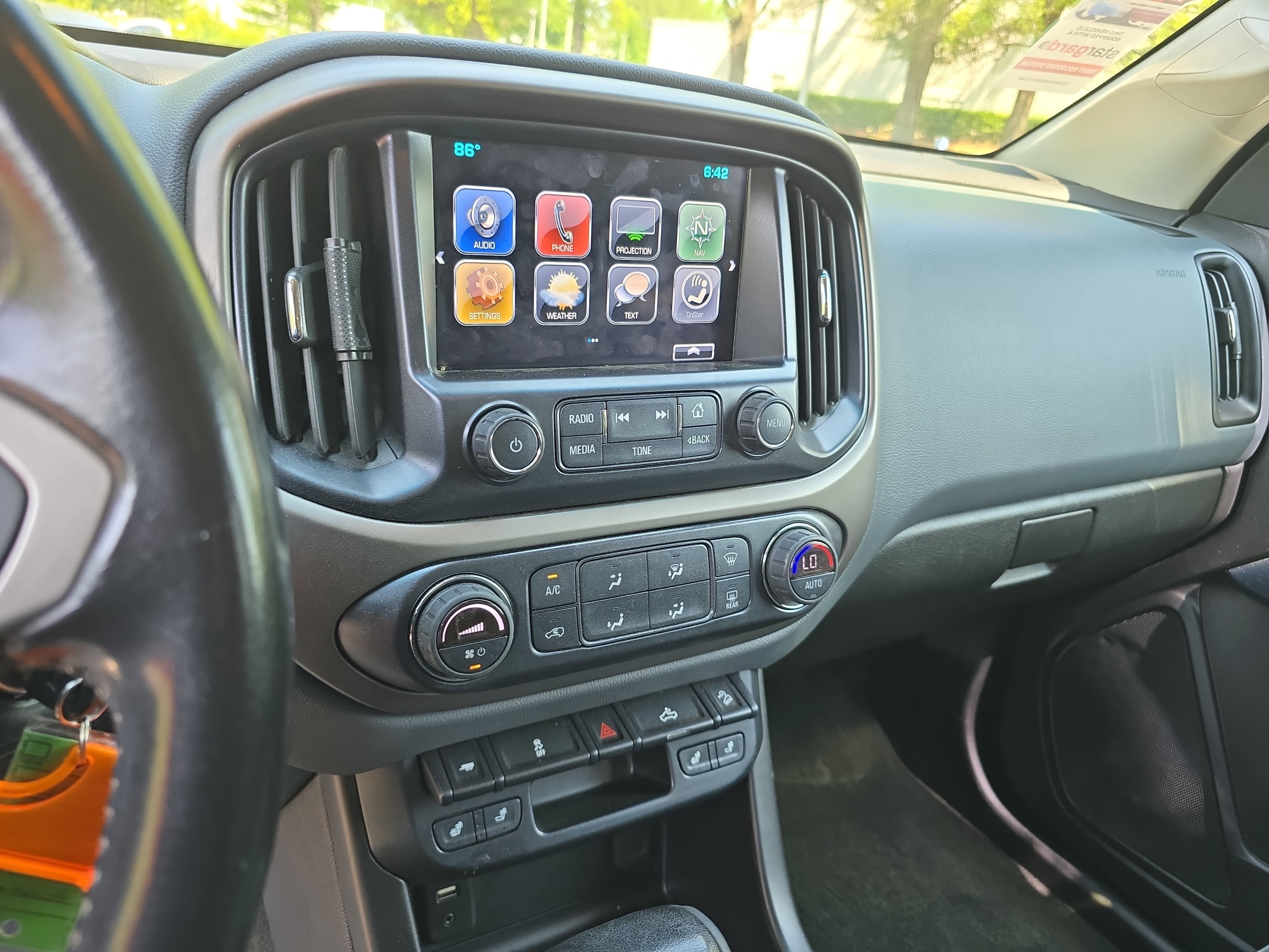 Used 2018 Chevrolet Colorado Z71 AWD/4WD image 19