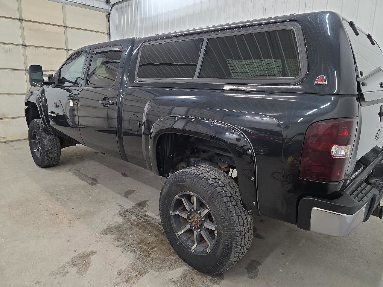 Used 2013 Chevrolet Silverado 2500 LTZ w/ LTZ Plus Package image 12