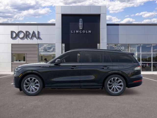 New 2026 Lincoln Aviator 2WD w/ Jet Appearance Package image 3