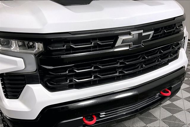 Used 2024 Chevrolet Silverado 1500 LT Trail Boss w/ LPO, Dark Essentials Package AWD/4WD image 30