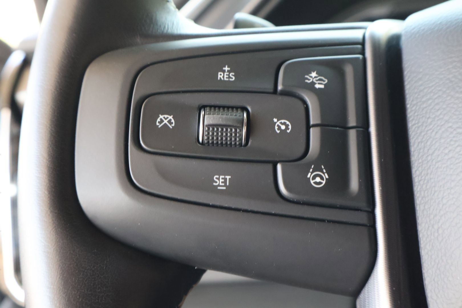 Used 2024 GMC Sierra 1500 Denali Ultimate AWD/4WD image 28