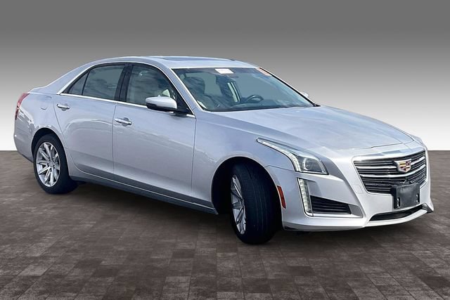 Used 2015 Cadillac CTS Luxury RWD image 2
