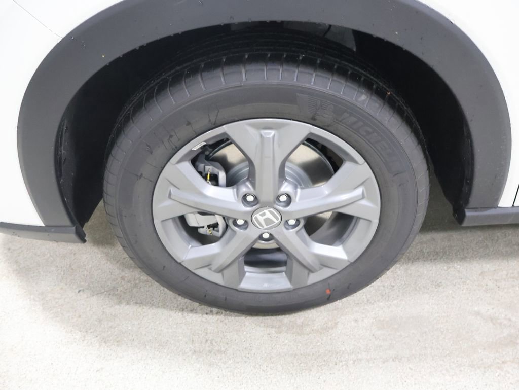 Used 2026 Honda HR-V LX image 8