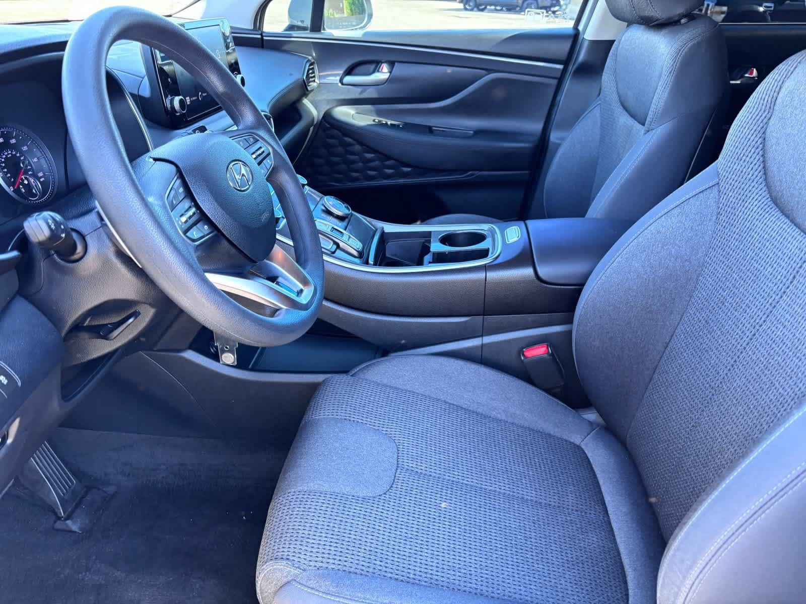 Used 2022 Hyundai Santa Fe SE AWD/4WD image 16