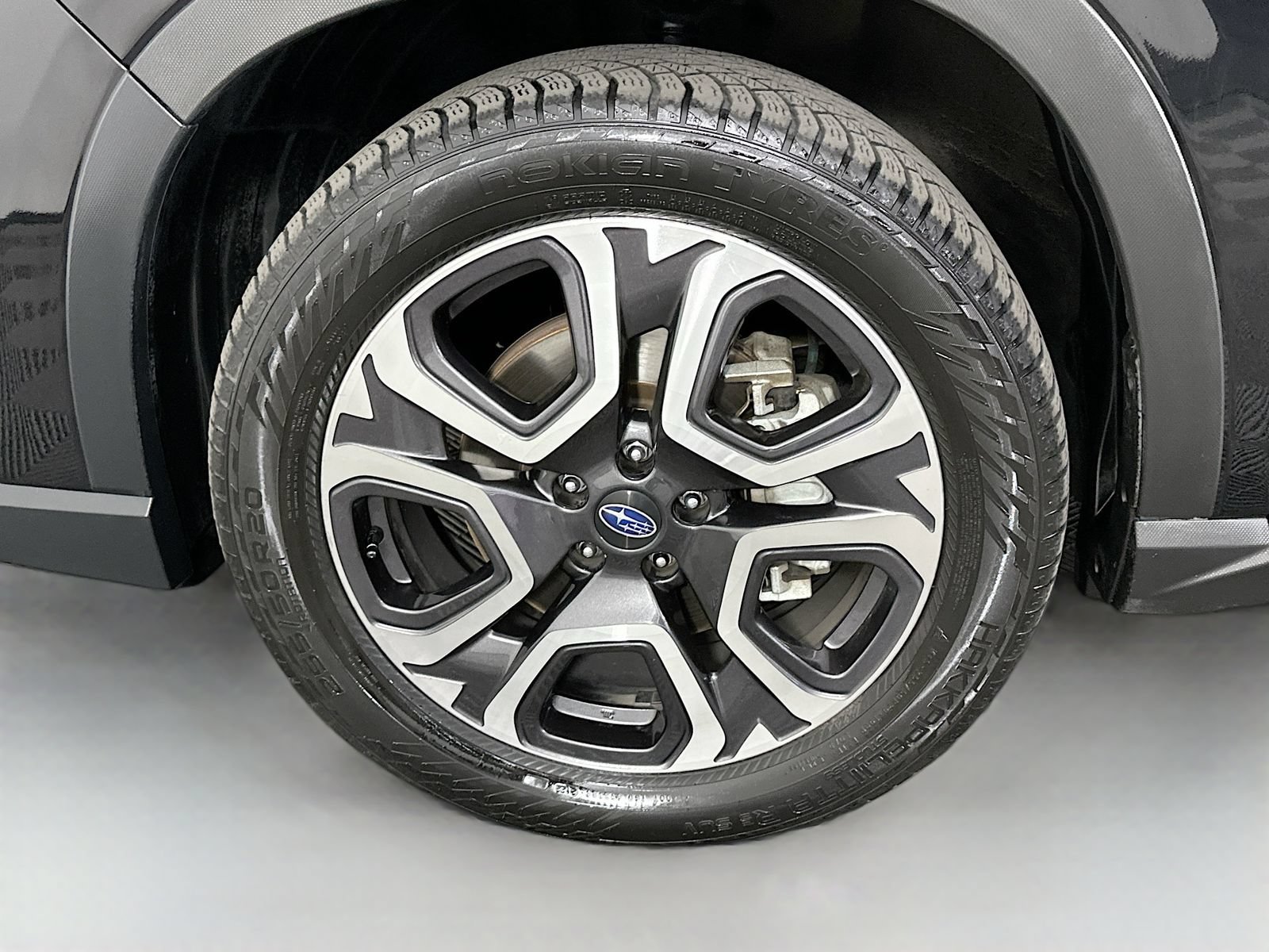 Used 2023 Subaru Ascent Touring AWD/4WD image 35