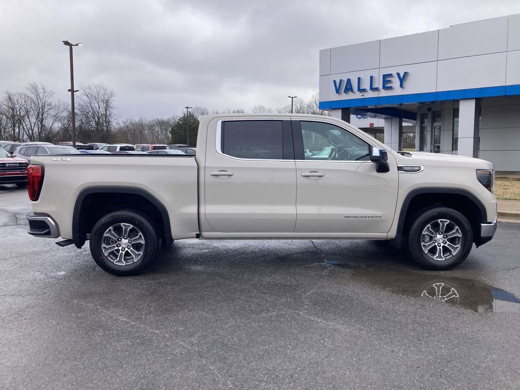 New 2026 GMC Sierra 1500 SLE w/ Preferred Package AWD/4WD image 2