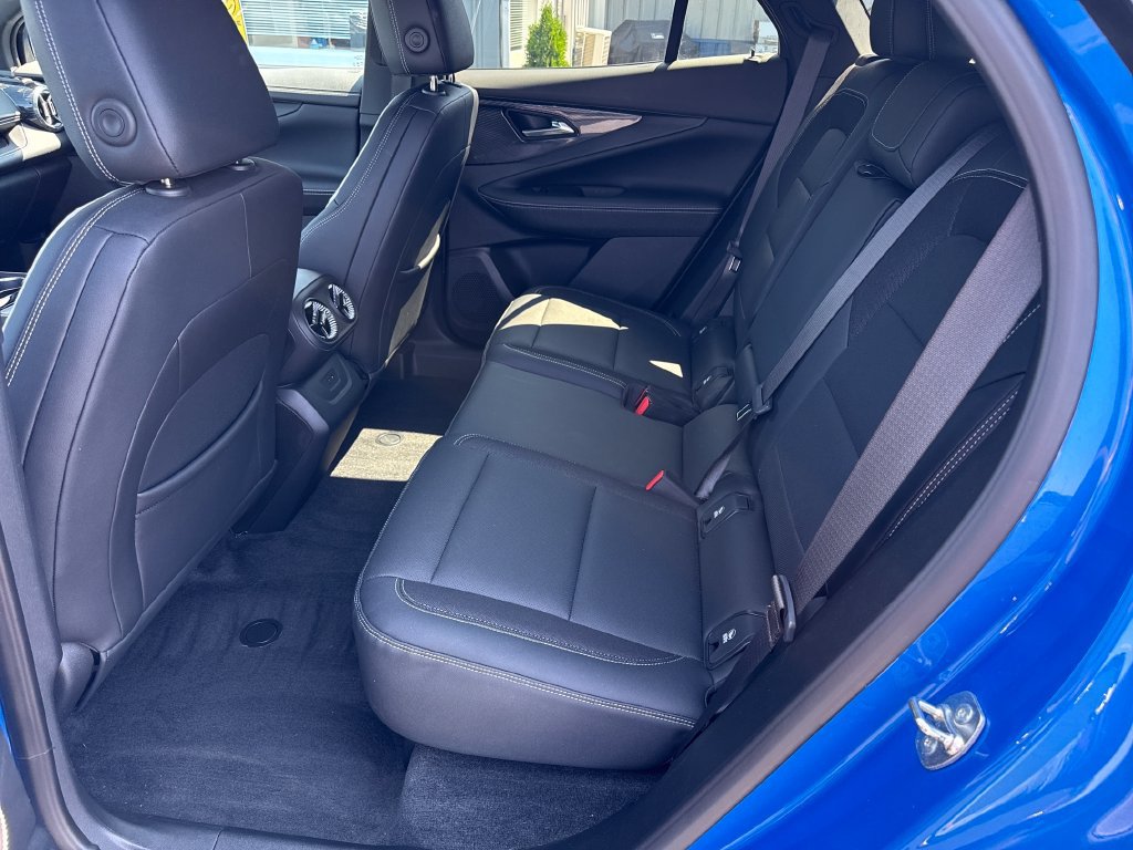Used 2024 Chevrolet Blazer EV LT AWD/4WD image 24