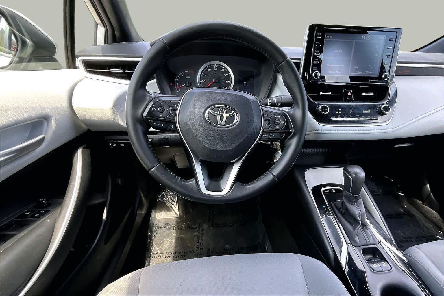 Used 2021 Toyota Corolla SE w/ Carpet Mat Package (TMS) FWD image 6