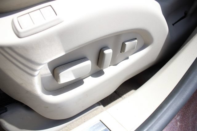 Used 2015 Cadillac SRX Performance w/ Driver Awareness Package AWD/4WD image 3