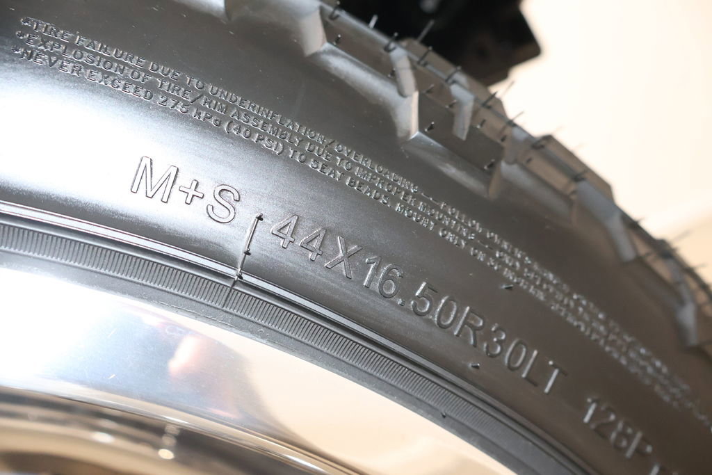 Used 2024 Ford F350 Limited w/ FX4 Off-Road Package image 23