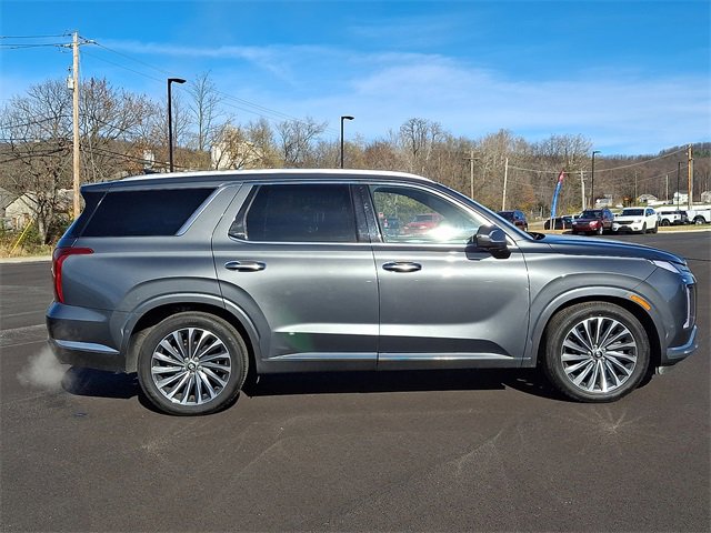 Used 2024 Hyundai Palisade Calligraphy image 11