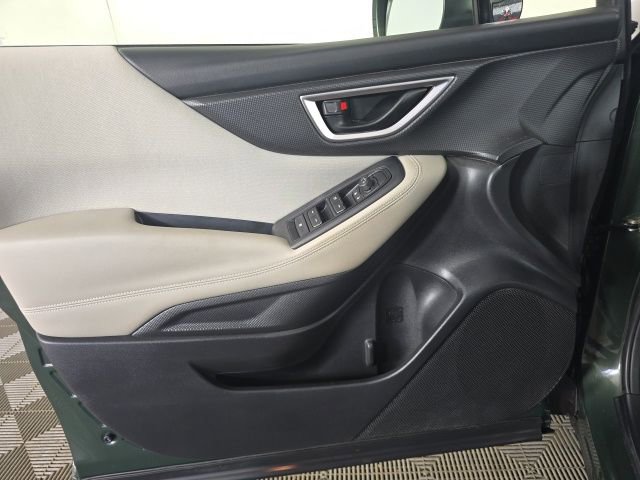 Used 2023 Subaru Forester AWD/4WD image 12