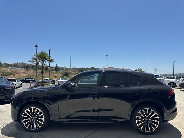 New 2025 Maserati Grecale Modena image 4