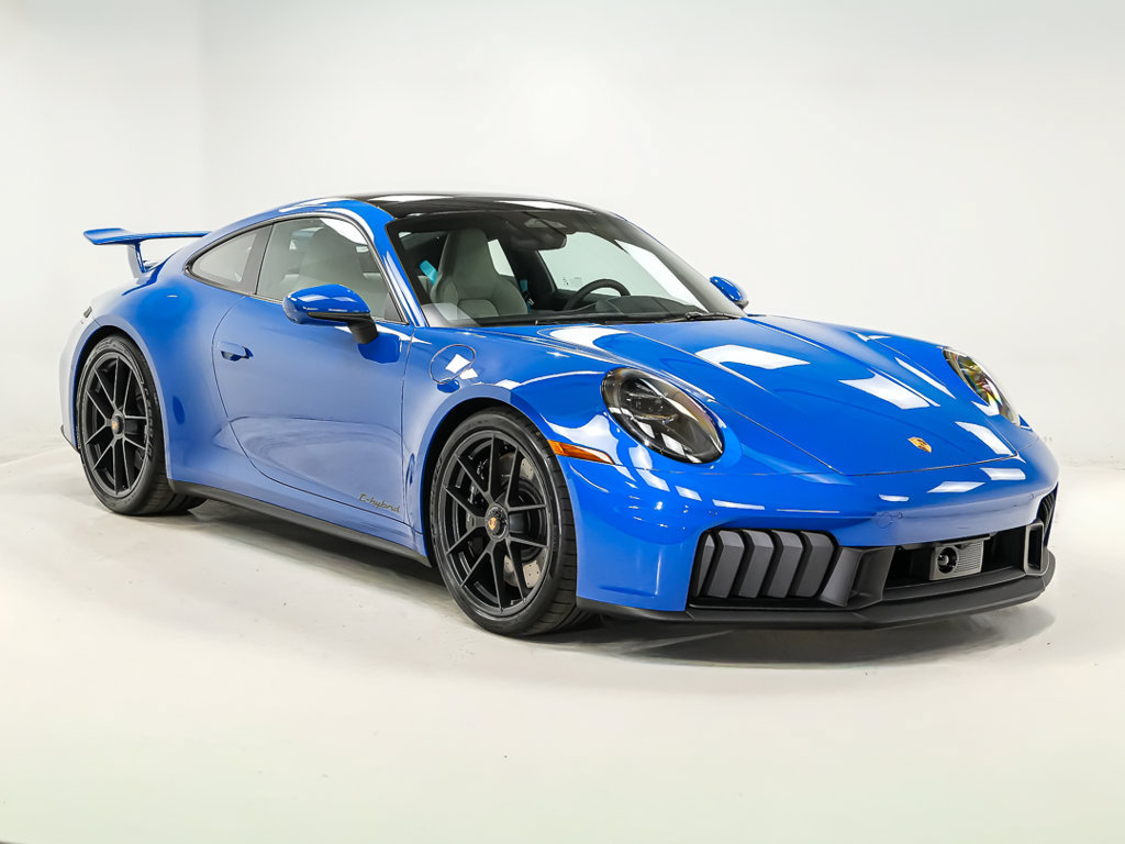 New 2026 Porsche 911 Carrera GTS RWD image 8