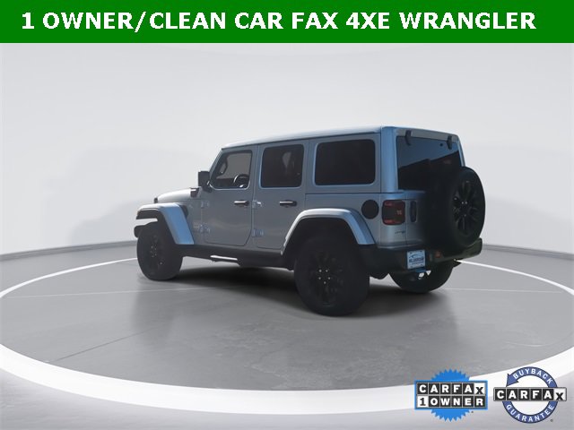 Used 2023 Jeep Wrangler Unlimited Sahara w/ Cold Weather Group image 8