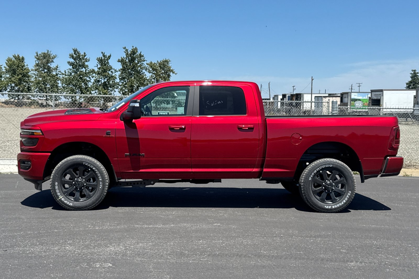 New 2026 RAM 2500 Laramie w/ Night Edition AWD/4WD image 6