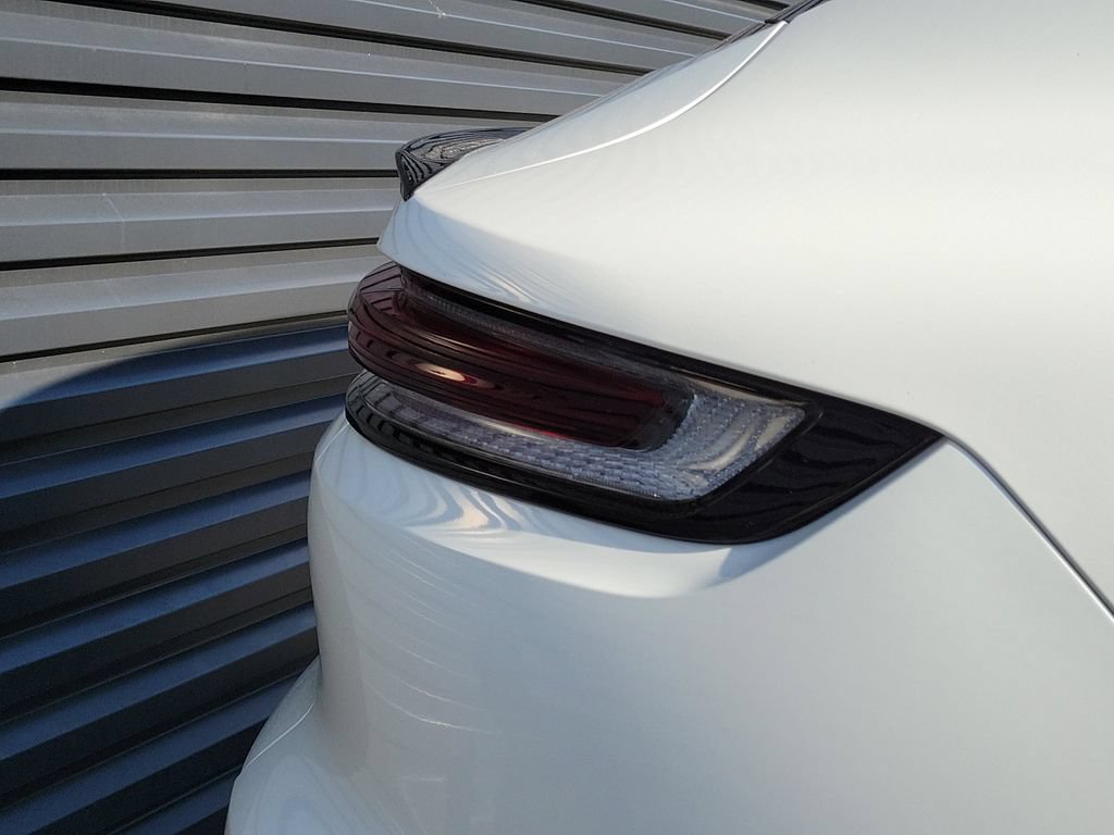 New 2026 Porsche Cayenne Coupe AWD/4WD image 16