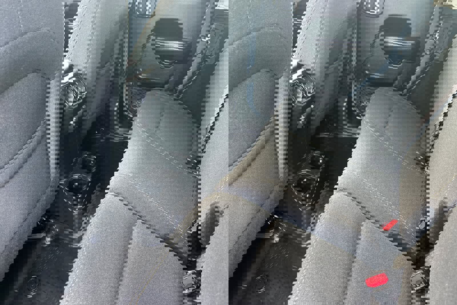 Used 2024 Jeep Wrangler Willys image 4