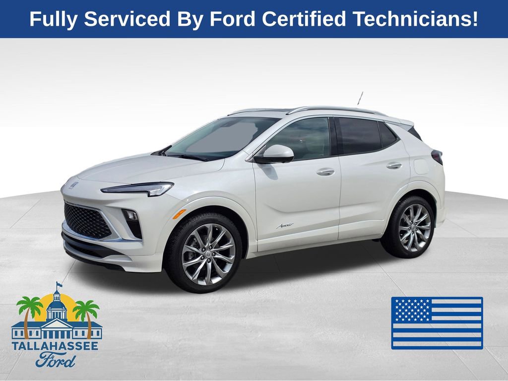 Used 2025 Buick Encore GX Avenir w/ Avenir Technology Package FWD image 1