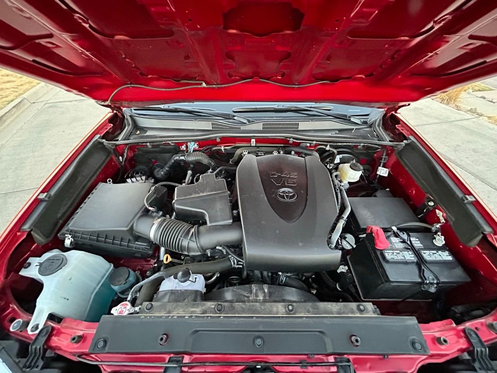 Used 2022 Toyota Tacoma SR5 image 32